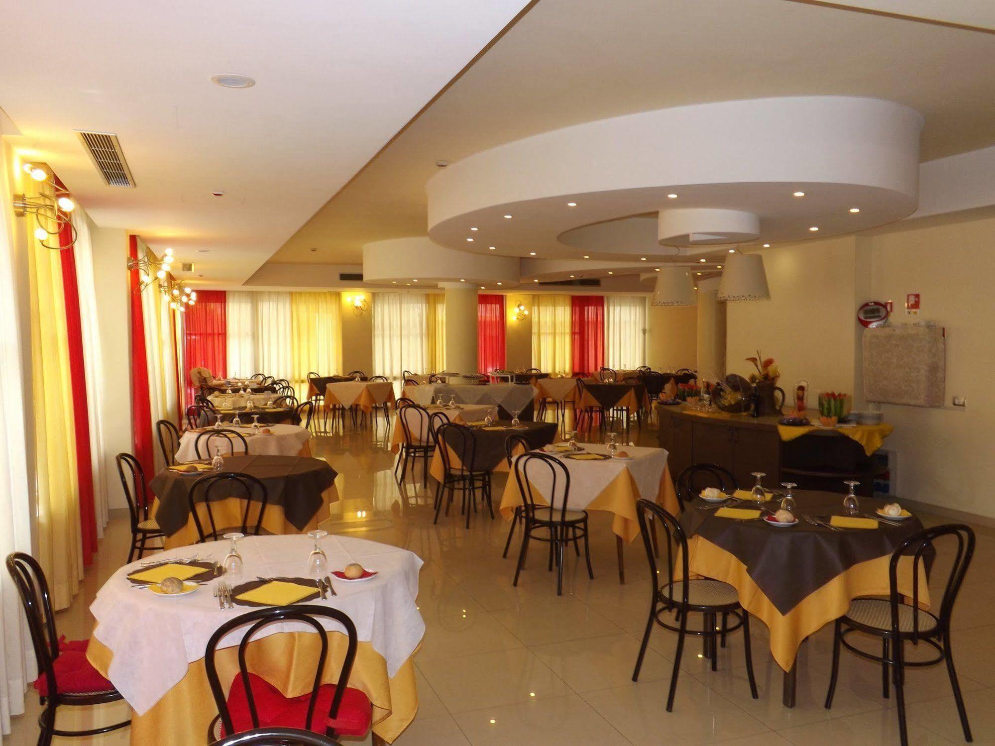 Hotel Mimosa Bellaria-Igea Marina Exterior foto