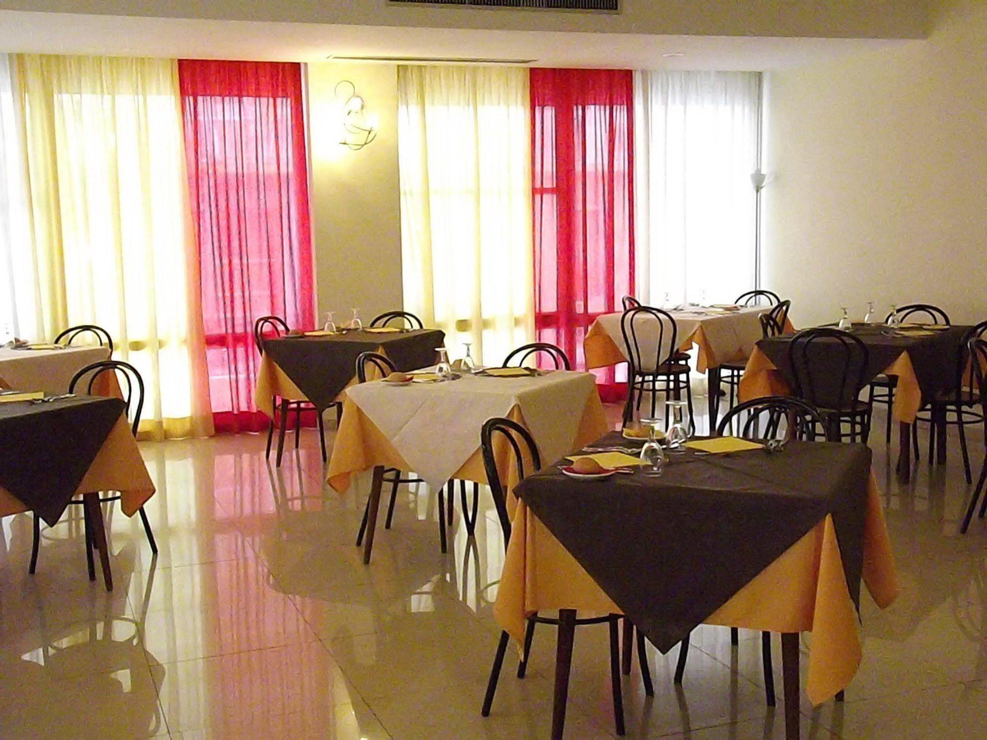 Hotel Mimosa Bellaria-Igea Marina Exterior foto