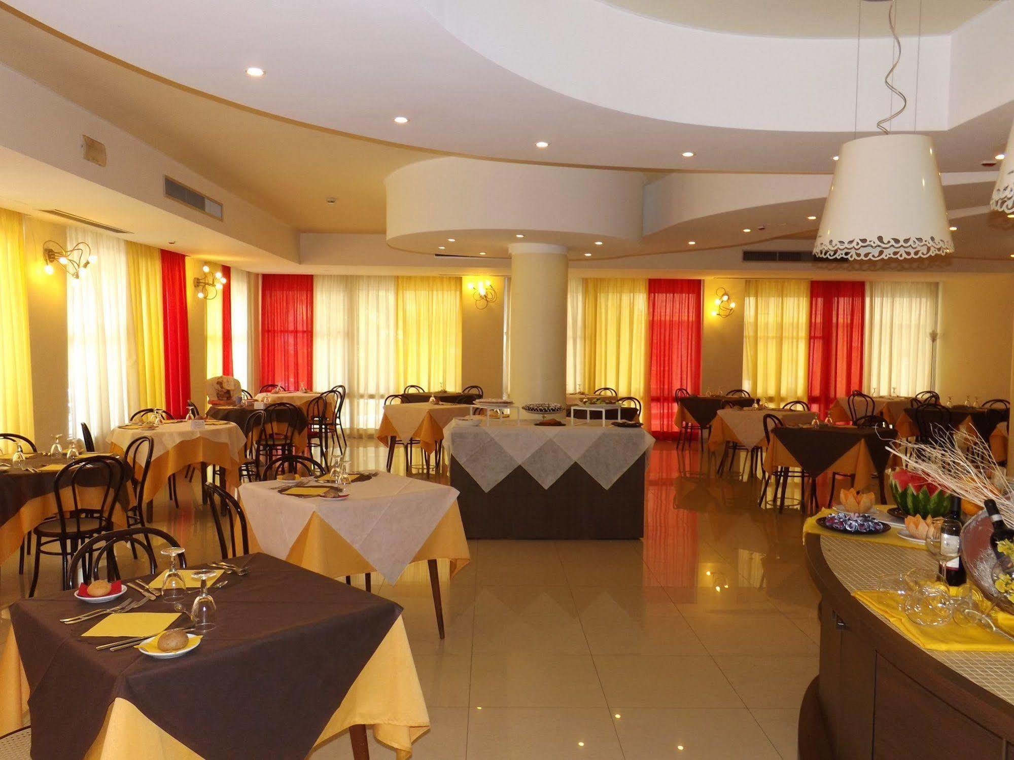 Hotel Mimosa Bellaria-Igea Marina Exterior foto